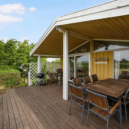 Holiday home Cozy With Beautiful Views Of Sea And Meadow Brenderup