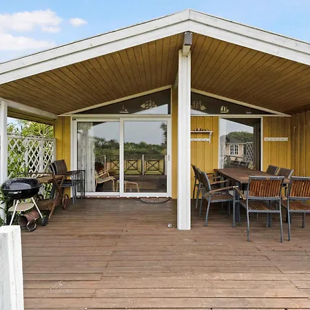 Cozy With Beautiful Views Of Sea And Meadow * Brenderup
